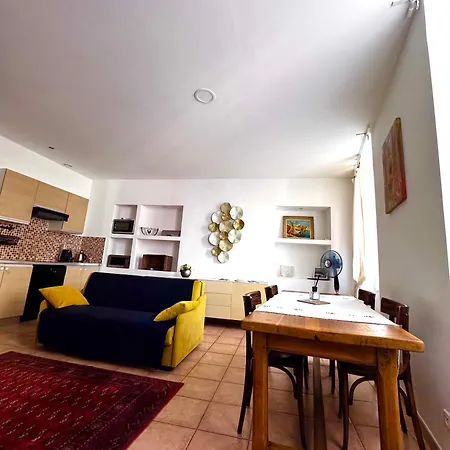 Centre Apartment